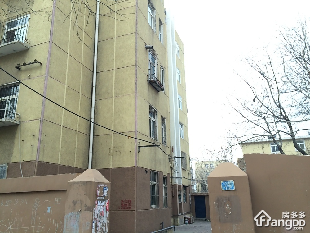 东山三路10、12、14号小区图片