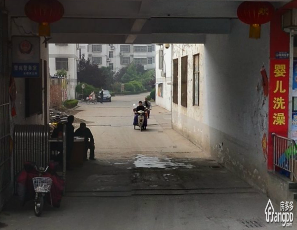 警苑小区小区图片