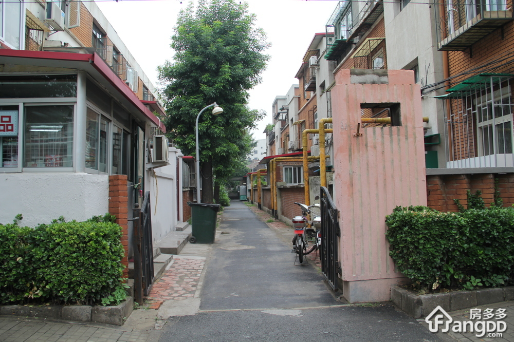 利康里小区图片