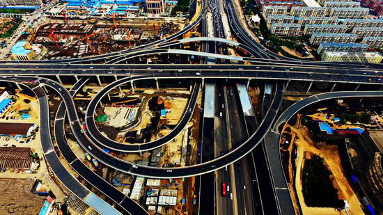 最复杂的立交桥_中国最复杂立交桥,五层15条匝道,走错一个匝道,就是重