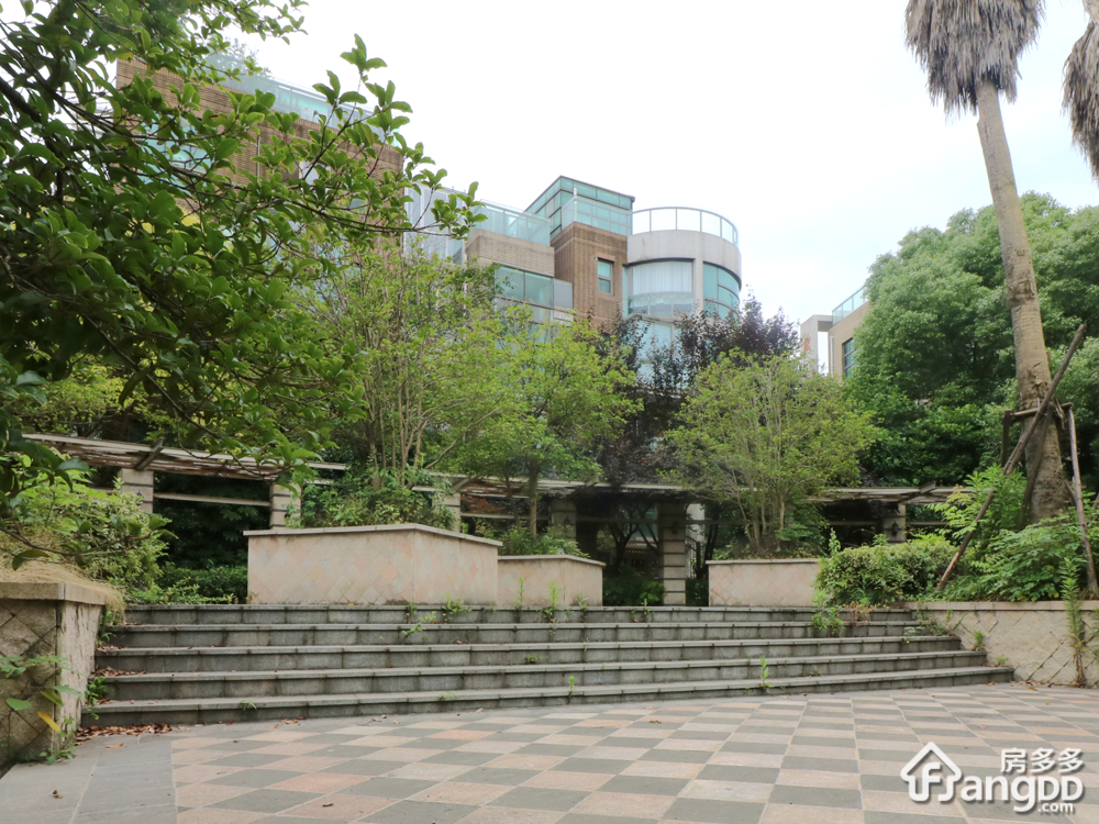 天泓山庄丽山苑小区图片