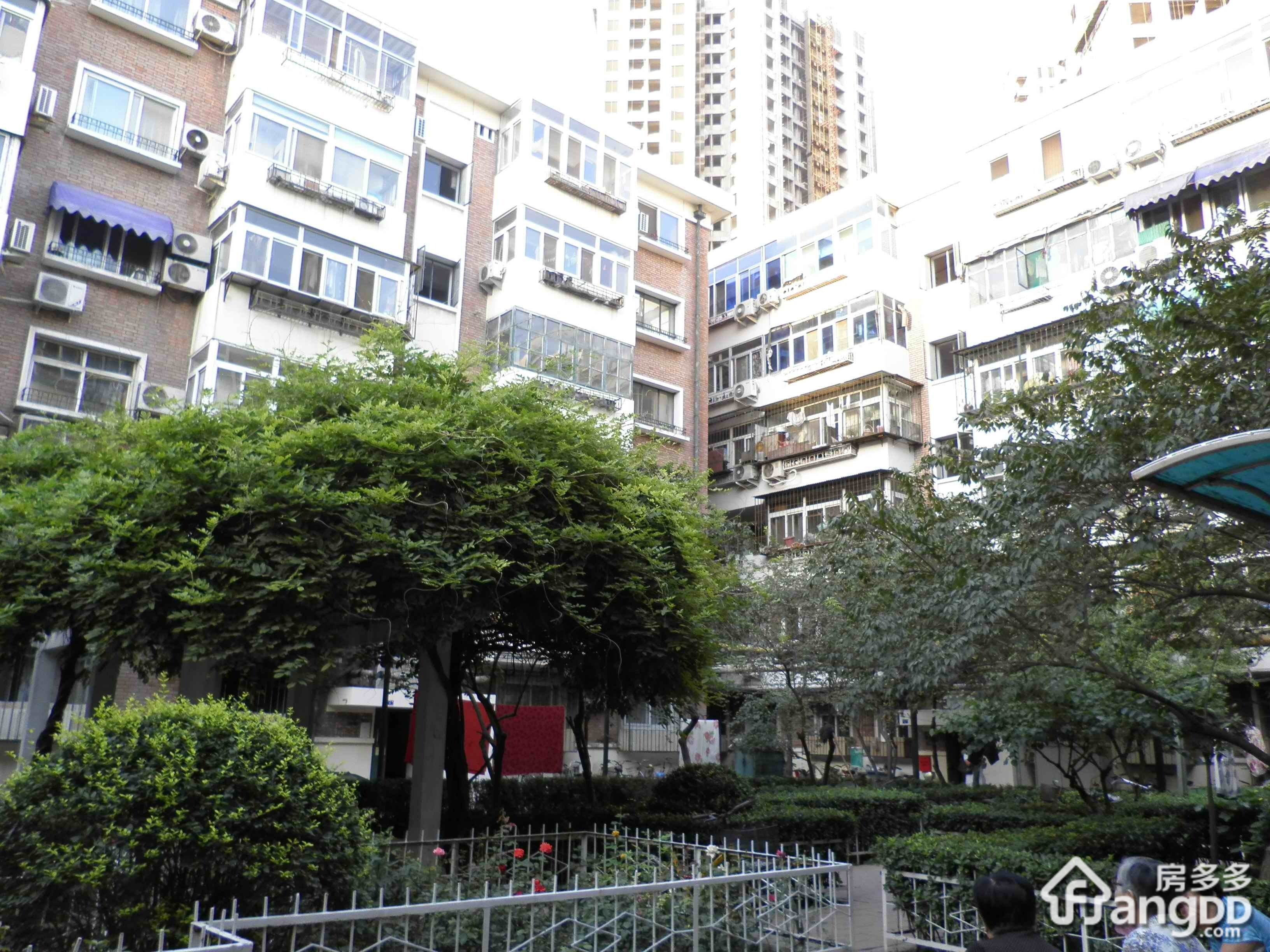 津中里小区图片