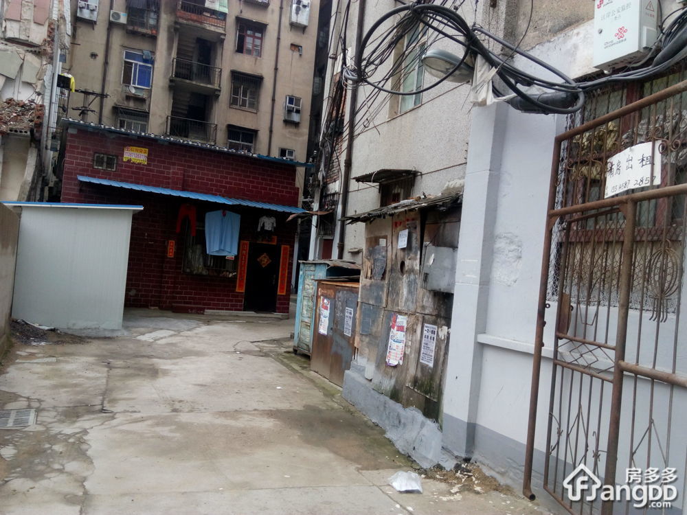 高雄路62到68号小区图片