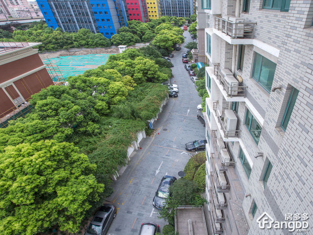 宏润花园小区图片