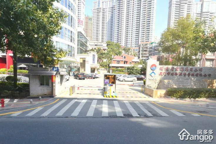 龙山二期安置房小区图片