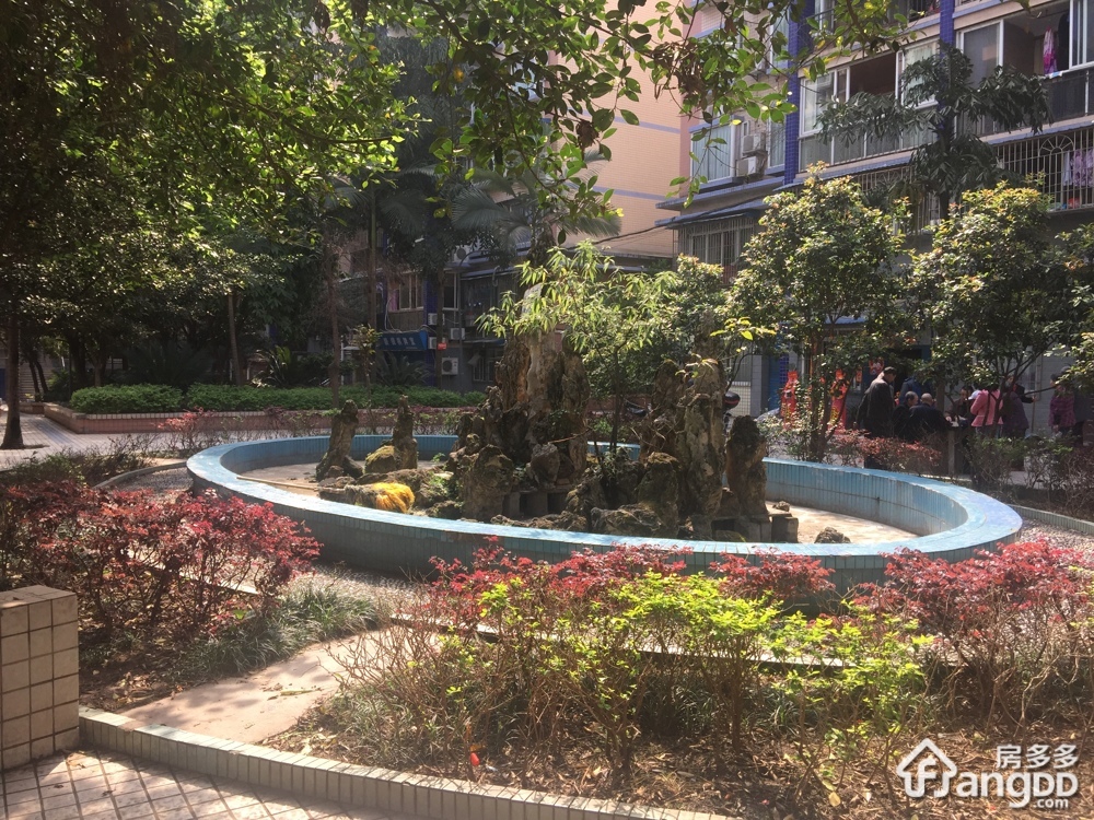 龙凤花园一区小区图片